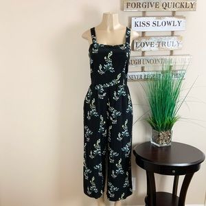 LOFT | Black Floral Pocket Jumpsuit Sz M